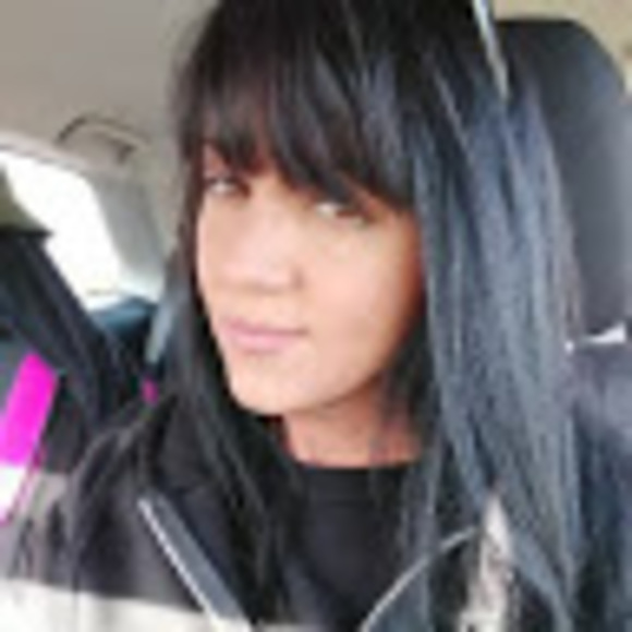 Meet your Posher, Melissa - Picture 1 of 1